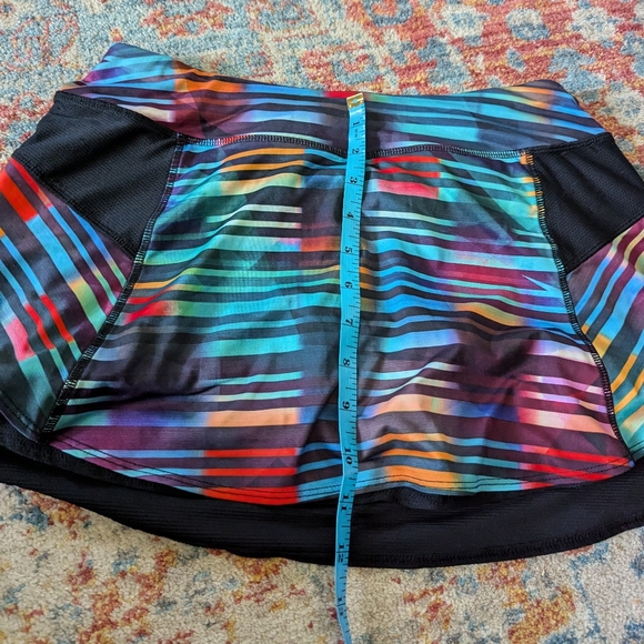 Athleta Laser Beam Bustle Skort Sm Secure Pocket Multicolor Athletic Skirt 163B - Picture 10 of 10